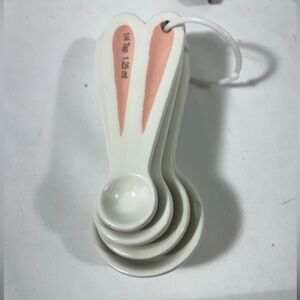 TARGET BULLSEYE PLAYGROUND EASTER BUNNY EARS MEASURING SPOONS SET CERAMIC PREOWN